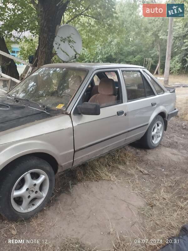 Универсал Ford Escort 1985 в Катеринополе