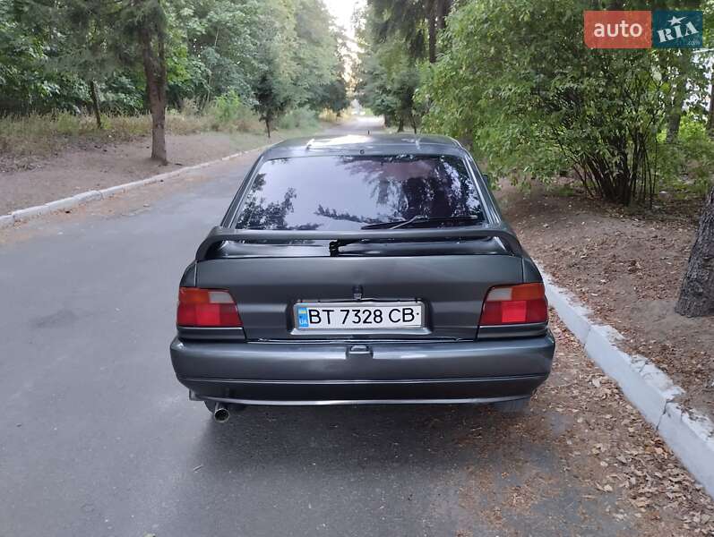 Хэтчбек Ford Escort 1992 в Бершади