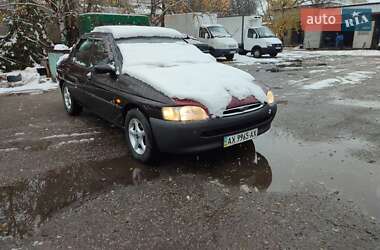 Седан Ford Escort 1995 в Харкові