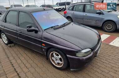 Хетчбек Ford Escort 1995 в Здолбуніві