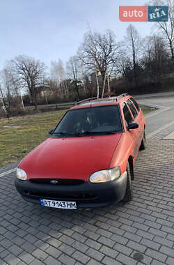 Універсал Ford Escort 1995 в Долині