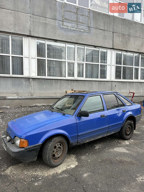 Хетчбек Ford Escort 1986 в Києві