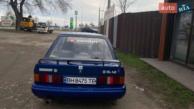 Лифтбек Ford Escort 1986 в Одессе