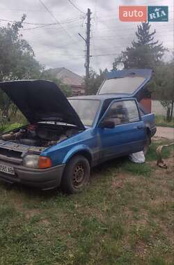 Хэтчбек Ford Escort 1989 в 