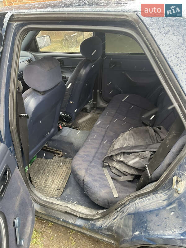 Седан Ford Escort 1994 в Львове