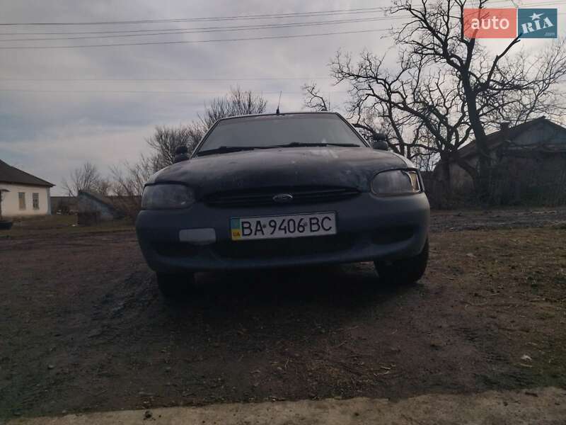 Універсал Ford Escort 1995 в Кропивницькому