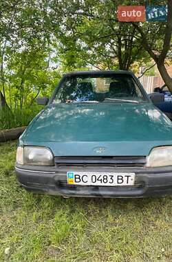 Хетчбек Ford Escort 1986 в Золочеві
