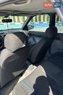 Хэтчбек Ford Escort 1990 в 
