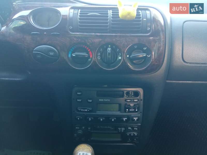 Хэтчбек Ford Escort 1998 в Виннице