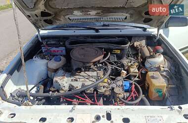 Хэтчбек Ford Escort 1983 в 