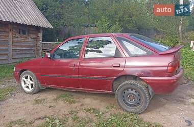 Хэтчбек Ford Escort 1993 в 