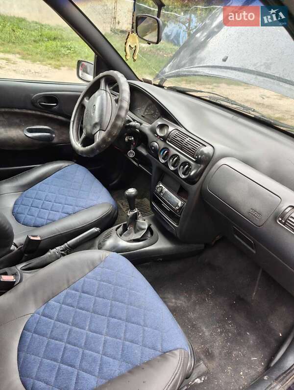 Хэтчбек Ford Escort 1996 в Черновцах
