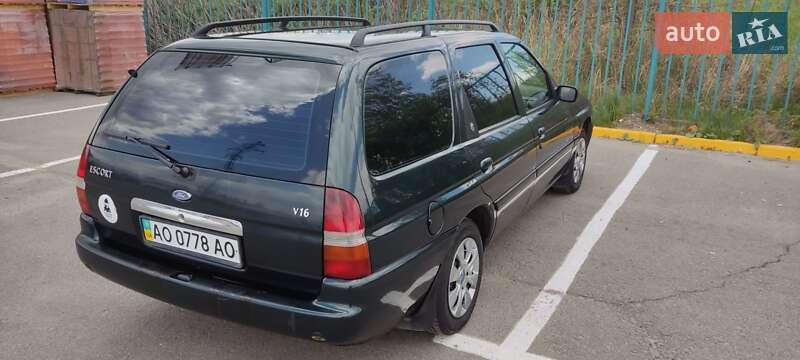 Універсал Ford Escort 1996 в Ужгороді