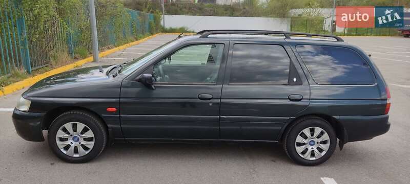 Універсал Ford Escort 1996 в Ужгороді