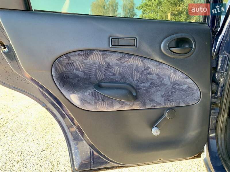 Хетчбек Ford Escort 1995 в Старому Самборі