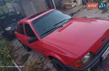 Хетчбек Ford Escort 1990 в Херсоні