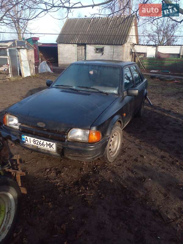Ford Escort 1988