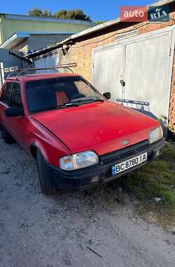 Хэтчбек Ford Escort 1988 в Сокале