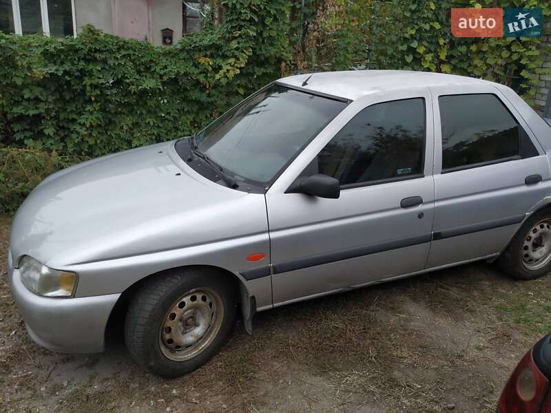 Седан Ford Escort 1997 в Запоріжжі фото 4 Седан Ford Escort 1997 в Запоріжжі