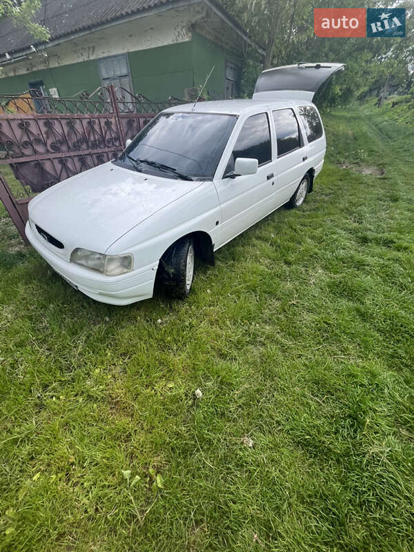 Універсал Ford Escort 1994 в Чернівцях фото 11 Універсал Ford Escort 1994 в Чернівцях