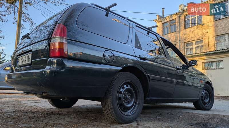 Універсал Ford Escort 1996 в Полтаві