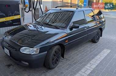 Універсал Ford Escort 1996 в Полтаві