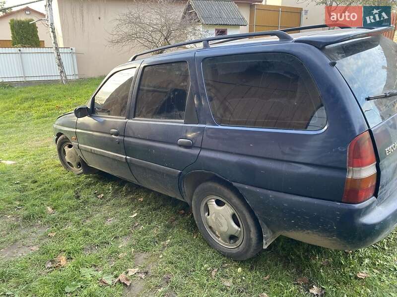 Универсал Ford Escort 1998 в Черновцах фото 6 Универсал Ford Escort 1998 в Черновцах