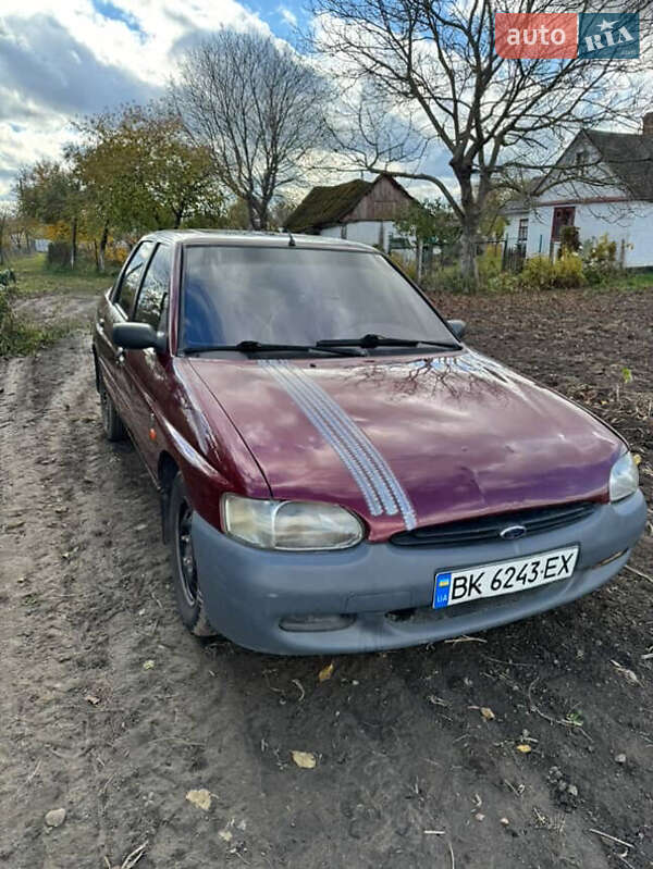 Хетчбек Ford Escort 1995 в Рівному