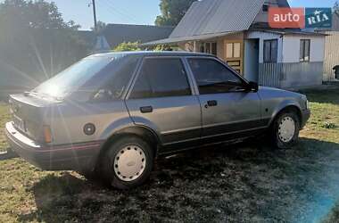 Хетчбек Ford Escort 1988 в Тернополі