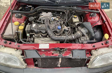 Седан Ford Escort 1995 в Коломые