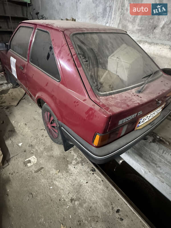 Хетчбек Ford Escort 1987 в Запоріжжі фото 2 Хетчбек Ford Escort 1987 в Запоріжжі
