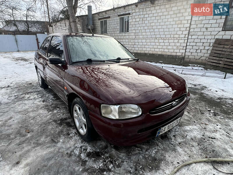 Ліфтбек Ford Escort 1995 в Білій Церкві