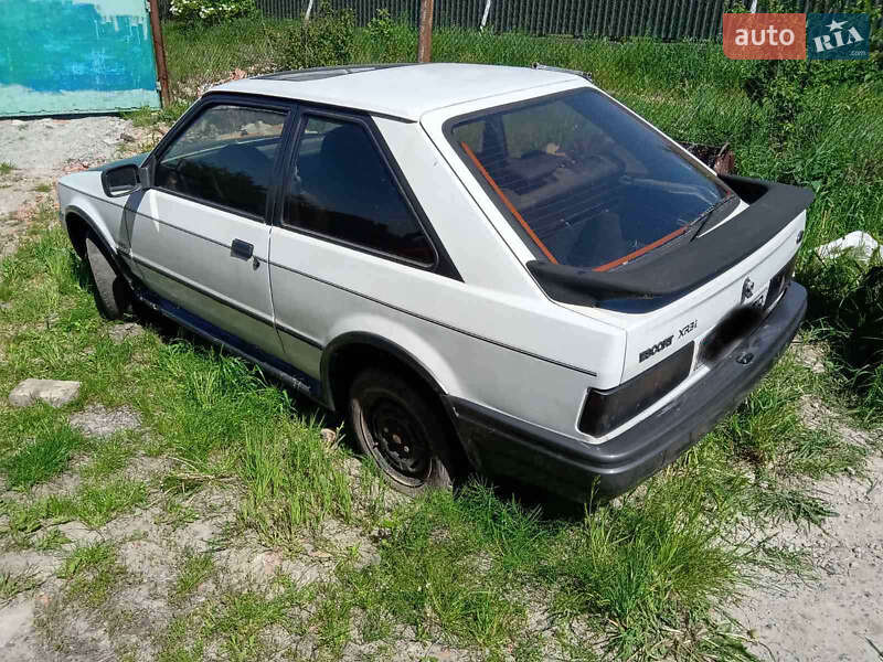 Хэтчбек Ford Escort 1986 в Львове фото 3 Хэтчбек Ford Escort 1986 в Львове