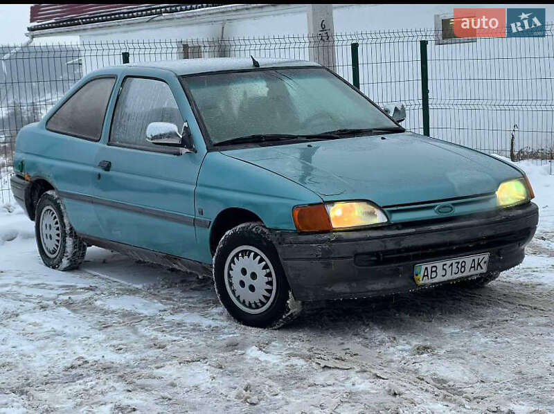 Хетчбек Ford Escort 1991 в Вінниці фото 4 Хетчбек Ford Escort 1991 в Вінниці