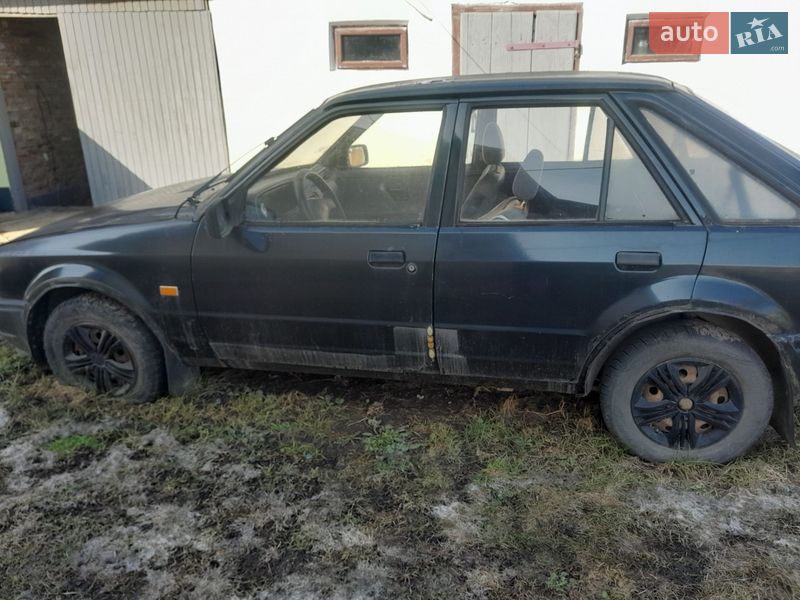 Хэтчбек Ford Escort 1987 в Бурштыне