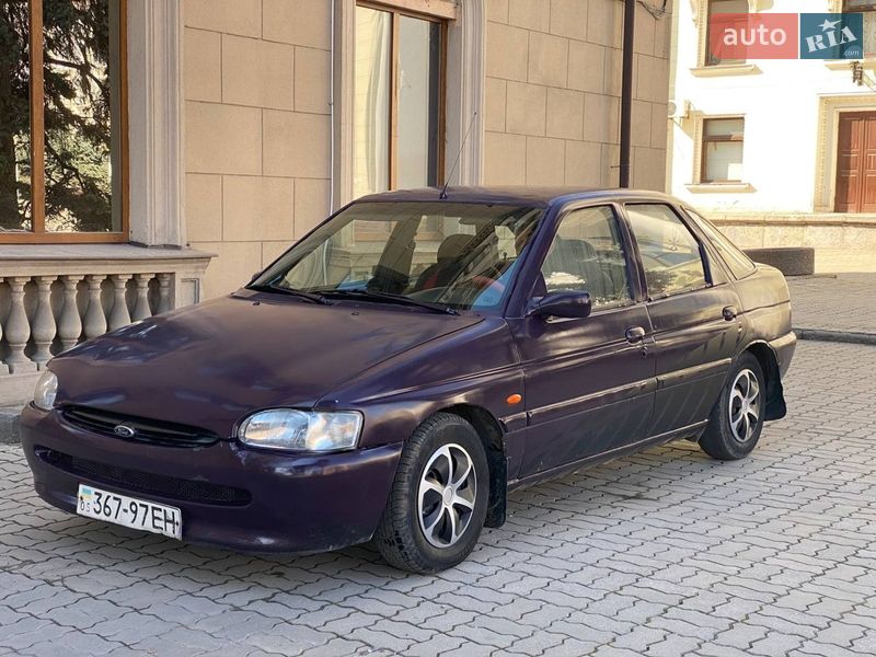 Хэтчбек Ford Escort 1995 в Запорожье