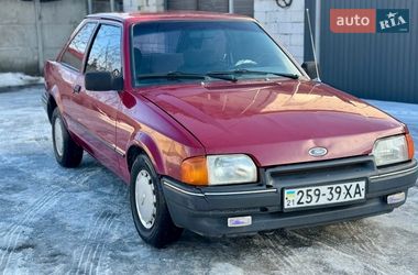 Хэтчбек Ford Escort 1990 в Харькове