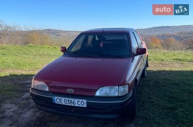 Хетчбек Ford Escort 1992 в Чернівцях