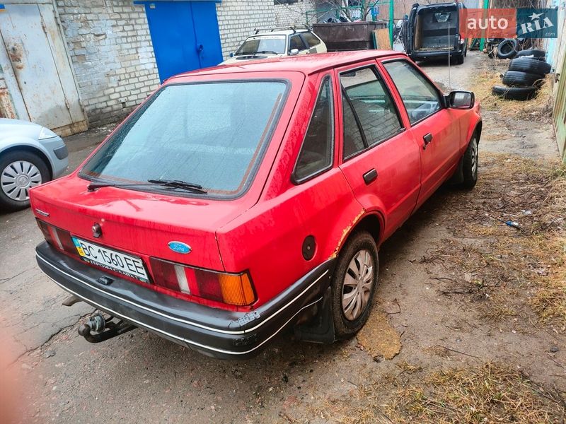 Хэтчбек Ford Escort 1988 в Харькове фото 4 Хэтчбек Ford Escort 1988 в Харькове