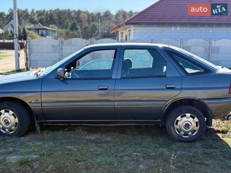 Хэтчбек Ford Escort 1992 в Буче фото 8 Хэтчбек Ford Escort 1992 в Буче