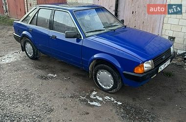 Хэтчбек Ford Escort 1985 в Львове