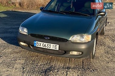 Хэтчбек Ford Escort 1998 в Летичеве