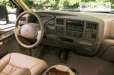 Внедорожник / Кроссовер Ford Excursion 2005 в 