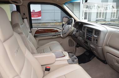 Внедорожник / Кроссовер Ford Excursion 2001 в 