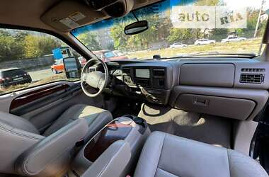 Позашляховик / Кросовер Ford Excursion 2001 в 