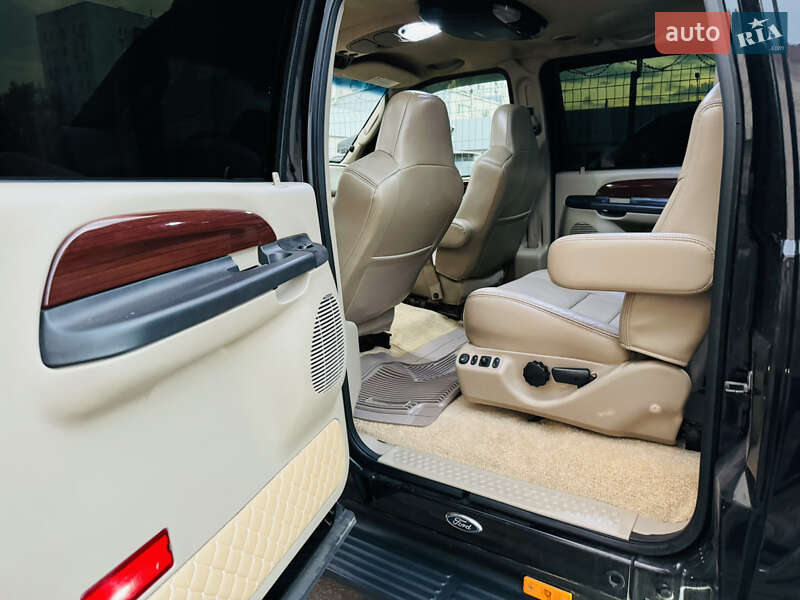 Позашляховик / Кросовер Ford Excursion 2005 в Києві фото 19 Позашляховик / Кросовер Ford Excursion 2005 в Києві