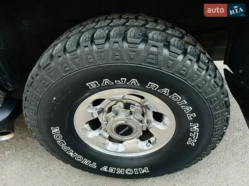 Внедорожник / Кроссовер Ford Excursion 2005 в 