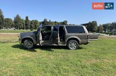 Внедорожник / Кроссовер Ford Excursion 2004 в 