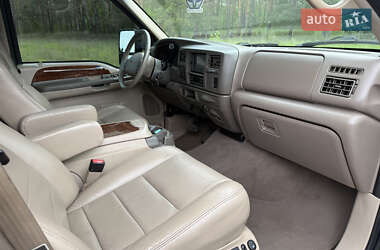 Внедорожник / Кроссовер Ford Excursion 2001 в 
