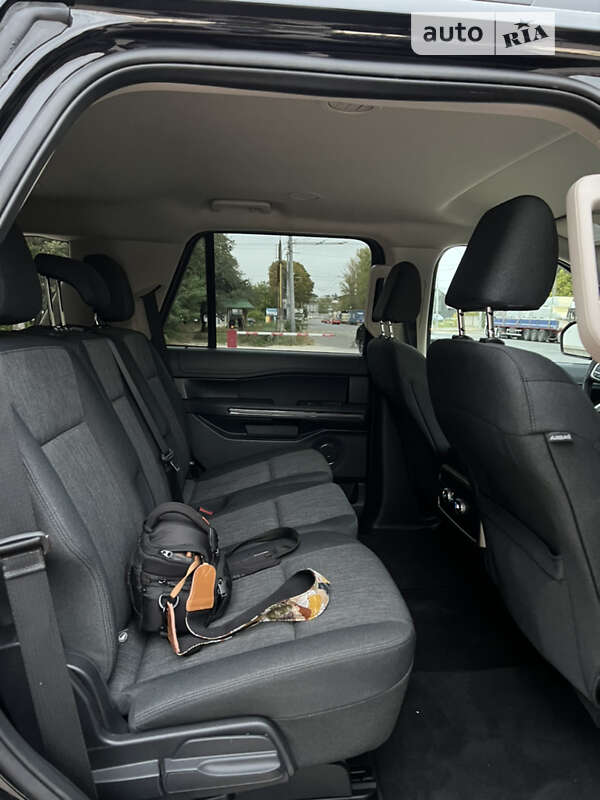 Позашляховик / Кросовер Ford Expedition 2022 в Тернополі